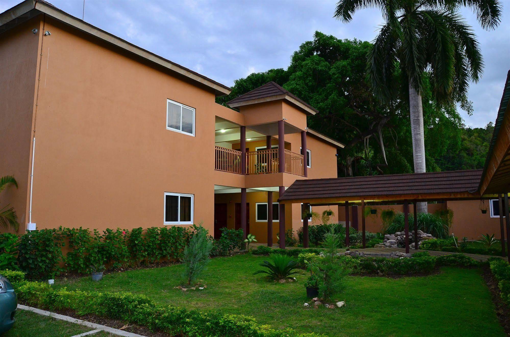Donway, A Jamaican Style Village Бухта Монтего Экстерьер фото