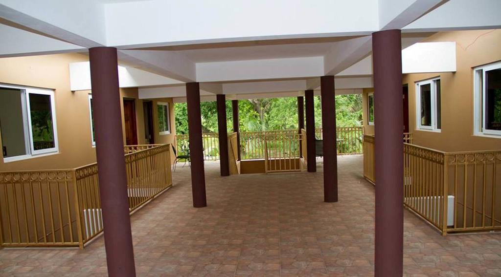Donway, A Jamaican Style Village Бухта Монтего Экстерьер фото