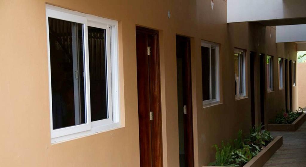 Donway, A Jamaican Style Village Бухта Монтего Экстерьер фото